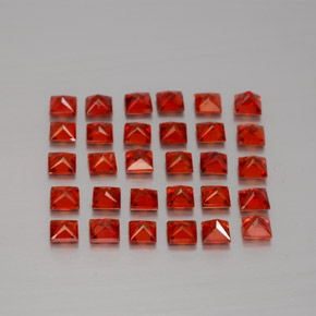 天然橙色蓝宝石，方形，2.6×2.5毫米，VVS-VS