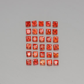 天然橙色蓝宝石，方形，2.5×2.5毫米，VVS-VS