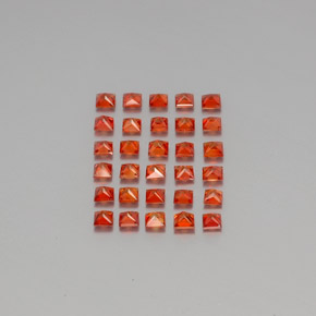 天然橙色蓝宝石，方形，2.5×2.5毫米，VVS-VS
