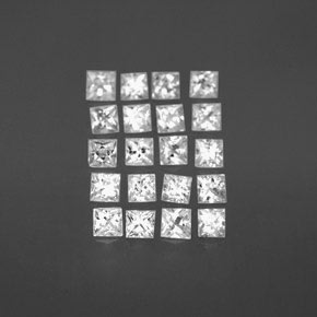 1.56天然白色蓝宝石，方形，2.2×2.2毫米，VVS-VS