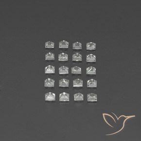 1.66天然白色蓝宝石，方形，2.3×2.2毫米，VVS-VS