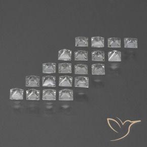 1.70克拉天然蓝宝石，正方形，VVS-VS