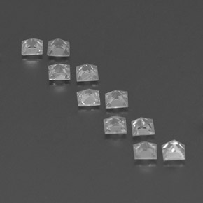 天然白色蓝宝石，方形，2.8×2.8毫米，VVS-VS