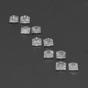 1.35天然白色蓝宝石，方形，2.8×2.7毫米，VVS-VS