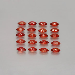 天然橙色蓝宝石，马眼形，4.1×2.2毫米，VS-SI