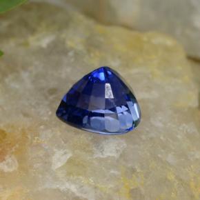 1.53克拉天然蓝宝石，梨形，6.5×6.1毫米，VVS-VS