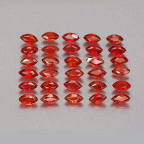 天然橙色蓝宝石，马眼形，3.6×1.9毫米，VS-SI