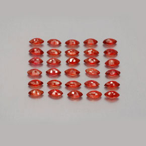 天然橙色蓝宝石，马眼形，3.6×1.9毫米，VS-SI