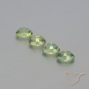 1.94克拉天然蓝宝石，椭圆形，VVS-VS