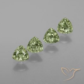 1.71ctw 天然 浅森林绿 蓝宝石, 胖三角形, VS