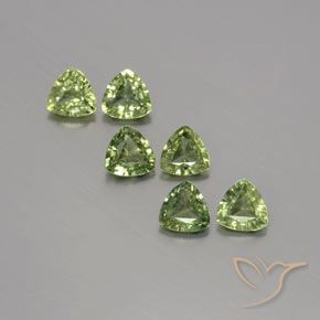 1.65ctw 天然 暖绿 蓝宝石, 胖三角形, VVS-VS