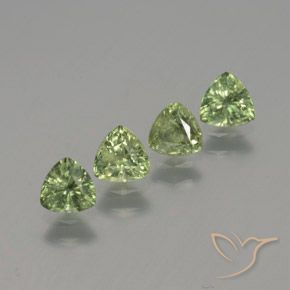 1.46克拉天然蓝宝石，胖三角形，VS