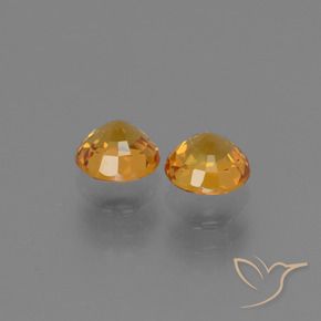 1.32克拉天然蓝宝石，圆形的，VVS-VS