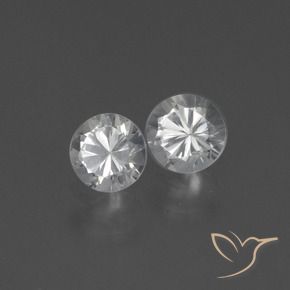 0.78克拉天然蓝宝石，圆形的，VS