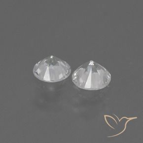 0.77克拉天然蓝宝石，圆形的，VVS-VS