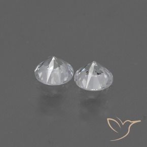 0.77克拉天然蓝宝石，圆形的，VVS-VS