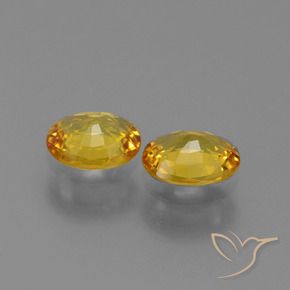 1.36克拉天然蓝宝石，椭圆形，VVS-VS