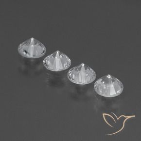 1.36克拉天然蓝宝石，圆形的，VVS-VS