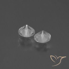 0.84克拉天然蓝宝石，圆形的，VS