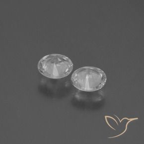 0.69克拉天然蓝宝石，圆形的，VS
