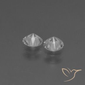 0.77克拉天然蓝宝石，圆形的，VVS-VS