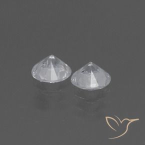 0.84克拉天然蓝宝石，圆形的，VVS-VS