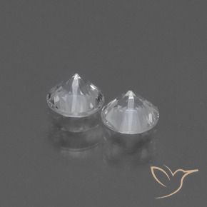 0.89克拉天然蓝宝石，圆形的，VVS-VS