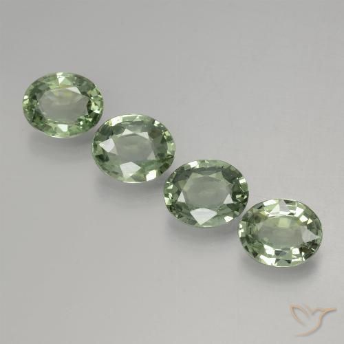 2.80ctw 天然 Medium Light Green 蓝宝石, 椭圆形, VVS-VS