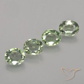 3.37克拉天然蓝宝石，椭圆形，VVS-VS