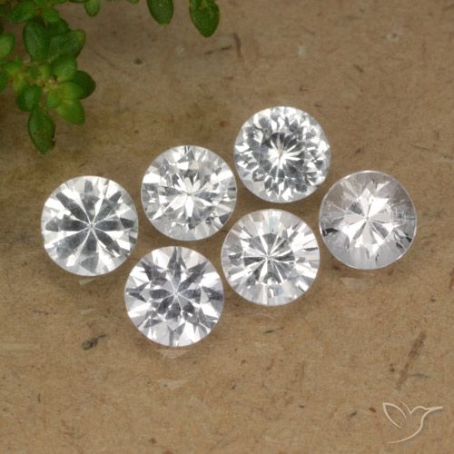 2.52克拉天然蓝宝石，圆形的，VS