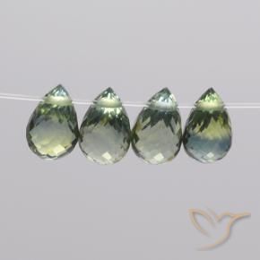2.68克拉天然蓝宝石，泪滴形，VS