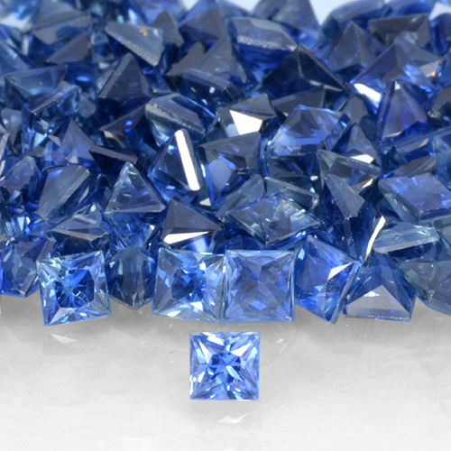 0.17克拉天然蓝宝石，正方形，VVS-VS