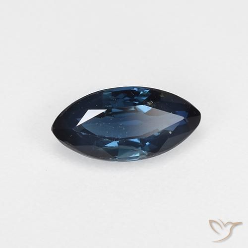 0.67克拉天然蓝宝石，榄尖形，VVS-VS
