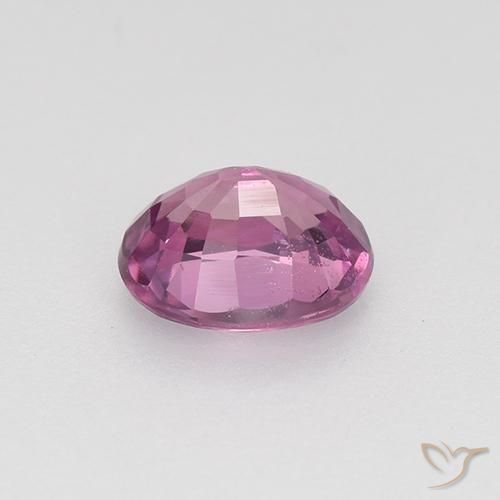 0.72克拉天然蓝宝石，椭圆形，VVS-VS