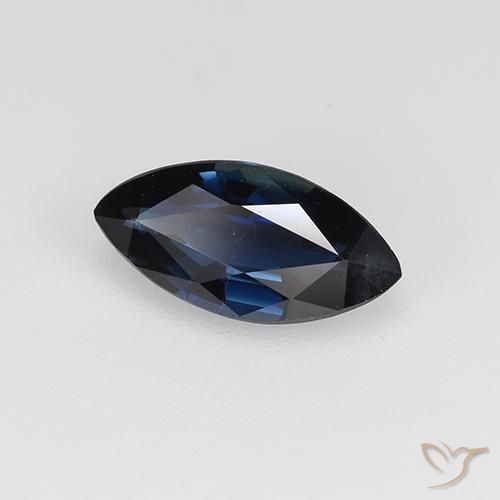 0.70克拉天然蓝宝石，榄尖形，VVS-VS