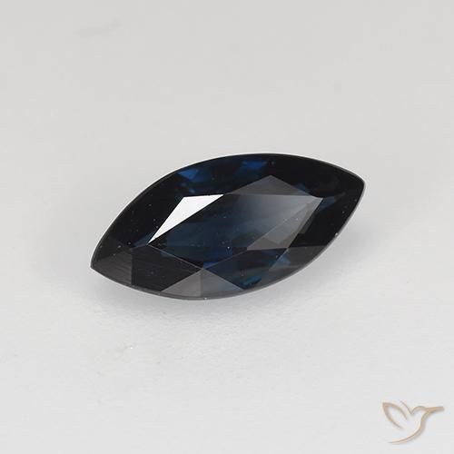0.77克拉天然蓝宝石，榄尖形，VVS-VS