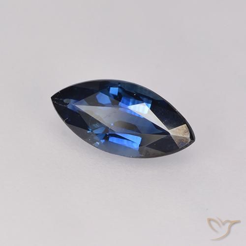 0.60克拉天然蓝宝石，榄尖形，VVS-VS