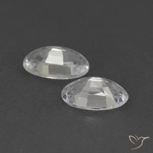 0.54克拉天然蓝宝石，椭圆形，VVS-VS