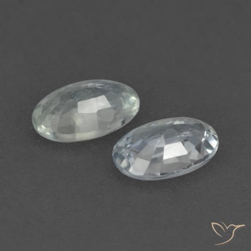 0.58克拉天然蓝宝石，椭圆形，VVS-VS