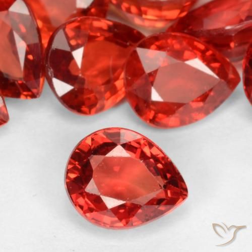 0.47ct 天然 明亮的深红色 蓝宝石, 梨形, VVS-VS