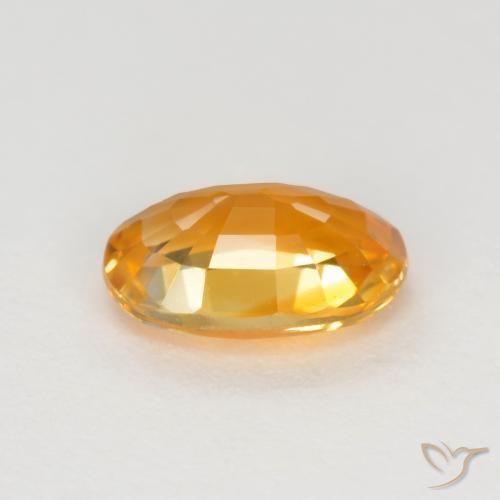 0.72克拉天然蓝宝石，椭圆形，VVS-VS