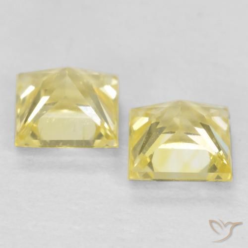 0.63克拉天然蓝宝石，正方形，VVS-VS