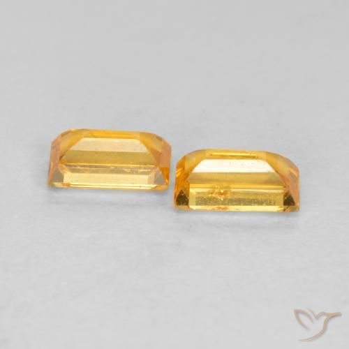0.60克拉天然蓝宝石，狭长方形，VS-SI