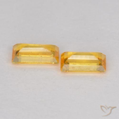 0.50克拉天然蓝宝石，狭长方形，VS