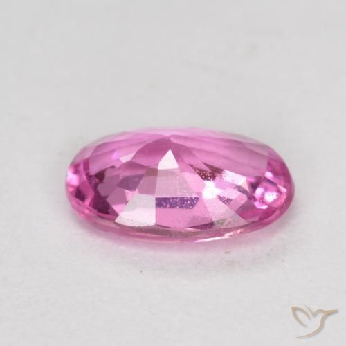 0.60克拉天然蓝宝石，椭圆形，VS-SI