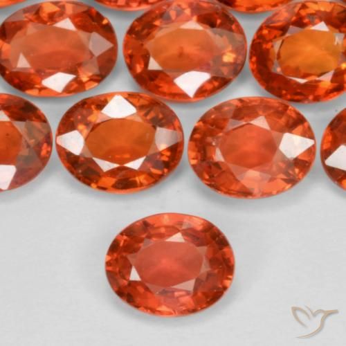 0.45ct 天然 深红色 蓝宝石, 椭圆形, VS