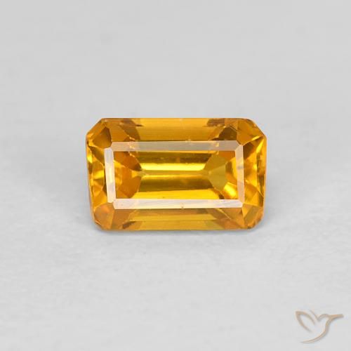 0.50克拉天然金色蓝宝石，祖母绿式切割，5.2×3.3毫米，VVS