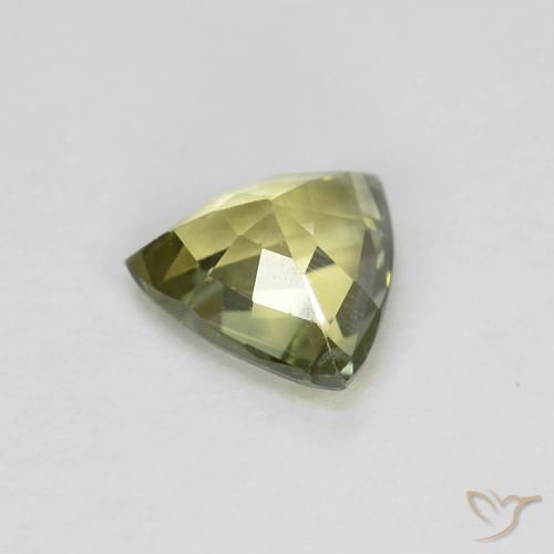 0.65克拉天然蓝宝石，胖三角形，VVS