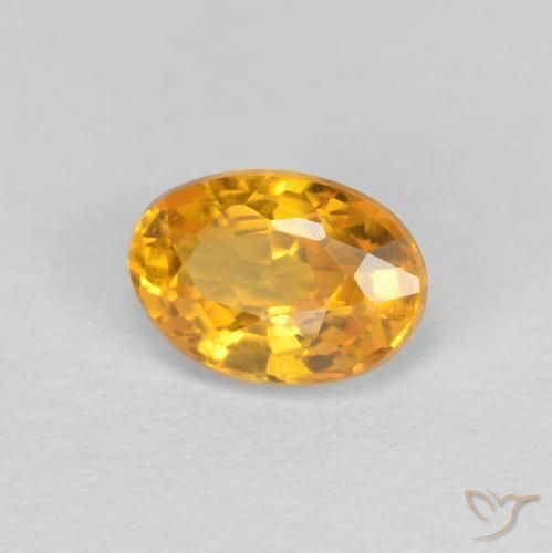 0.60克拉天然蓝宝石，椭圆形，VVS