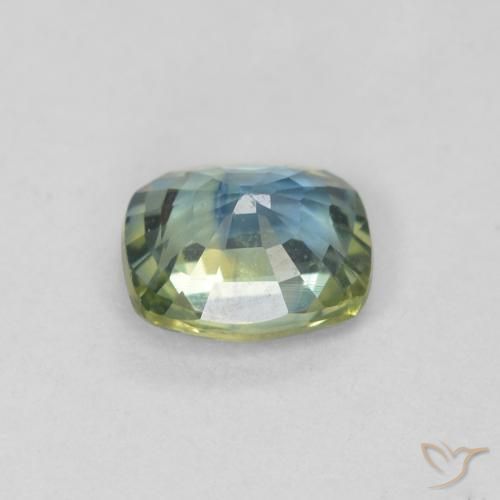 0.82克拉天然蓝宝石，软垫，VVS